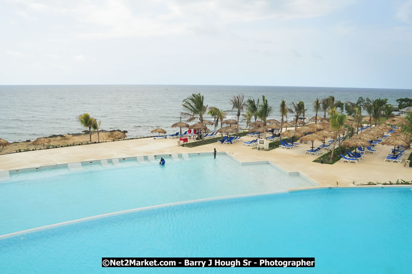 Grand Palladium Resort & Spa [Fiesta] - Host of Hanover Homecoming Foundations Celebrations - Hanover Homecoming Foundation LTD Jamaica - Wherever you roam ... Hanover bids you ... come HOME - Sunday, August 3 to Saturday, August 9, 2008 - Hanover Jamaica - Photographs by Net2Market.com - Barry J. Hough Sr. Photojournalist/Photograper - Photographs taken with a Nikon D300 - Negril Travel Guide, Negril Jamaica WI - http://www.negriltravelguide.com - info@negriltravelguide.com...!